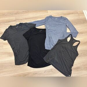 Bundle/Lot of 4 Maternity Activewear/Athleisure Tops Size Small